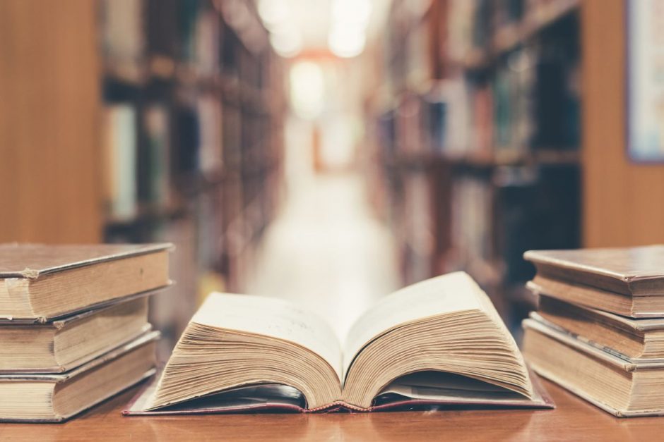 10 Game-Changing Business Lessons From Motivational Books